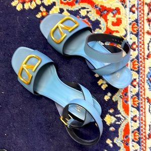 Valentino Blue block heel leather pumps